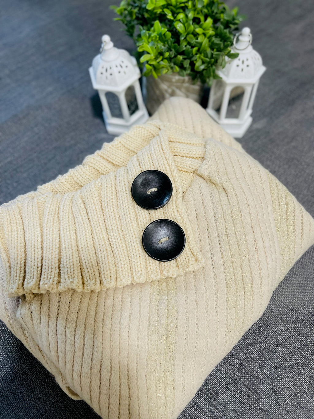 Double Buttoned Light Poncho