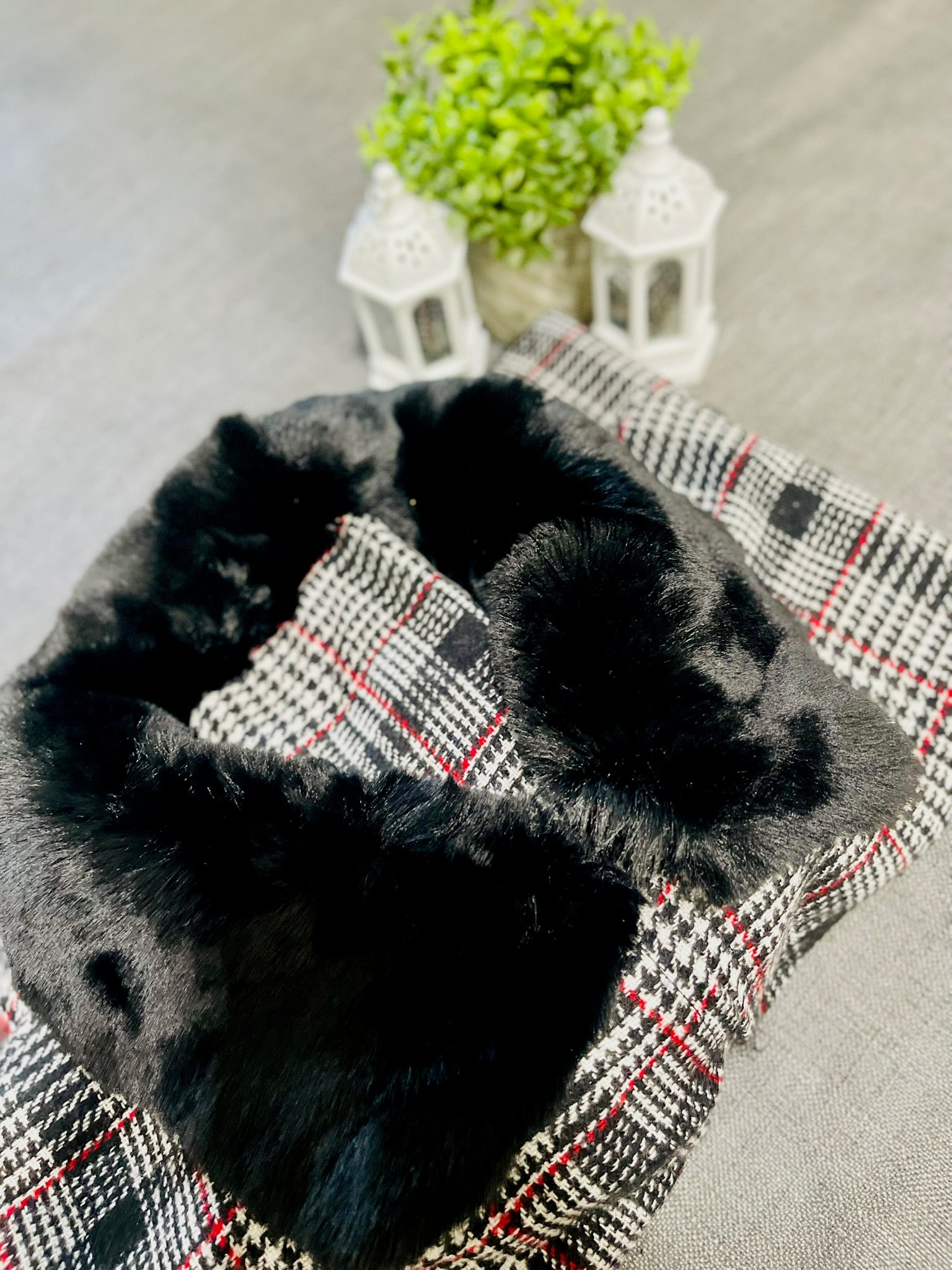 Plaid Fur Collar Wool Poncho