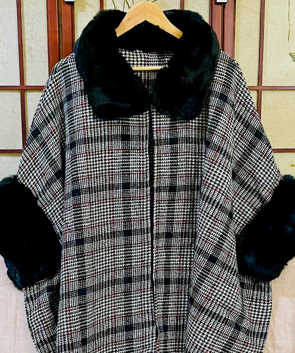 Plaid Fur Collar Wool Poncho