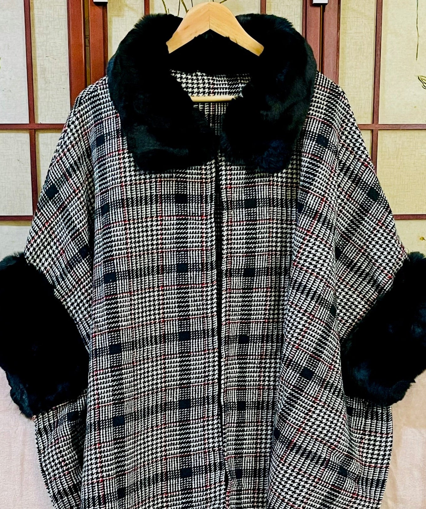 Plaid Fur Collar Wool Poncho