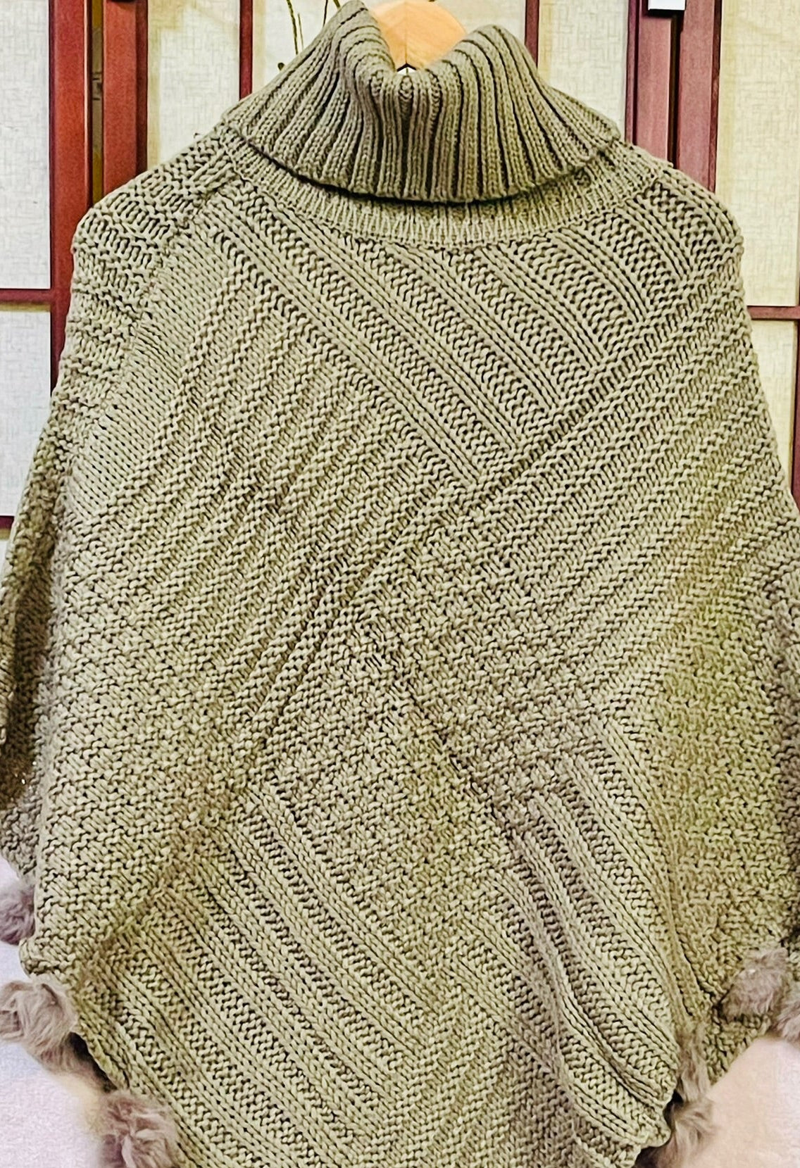 Diamond Pattern Wool Poncho